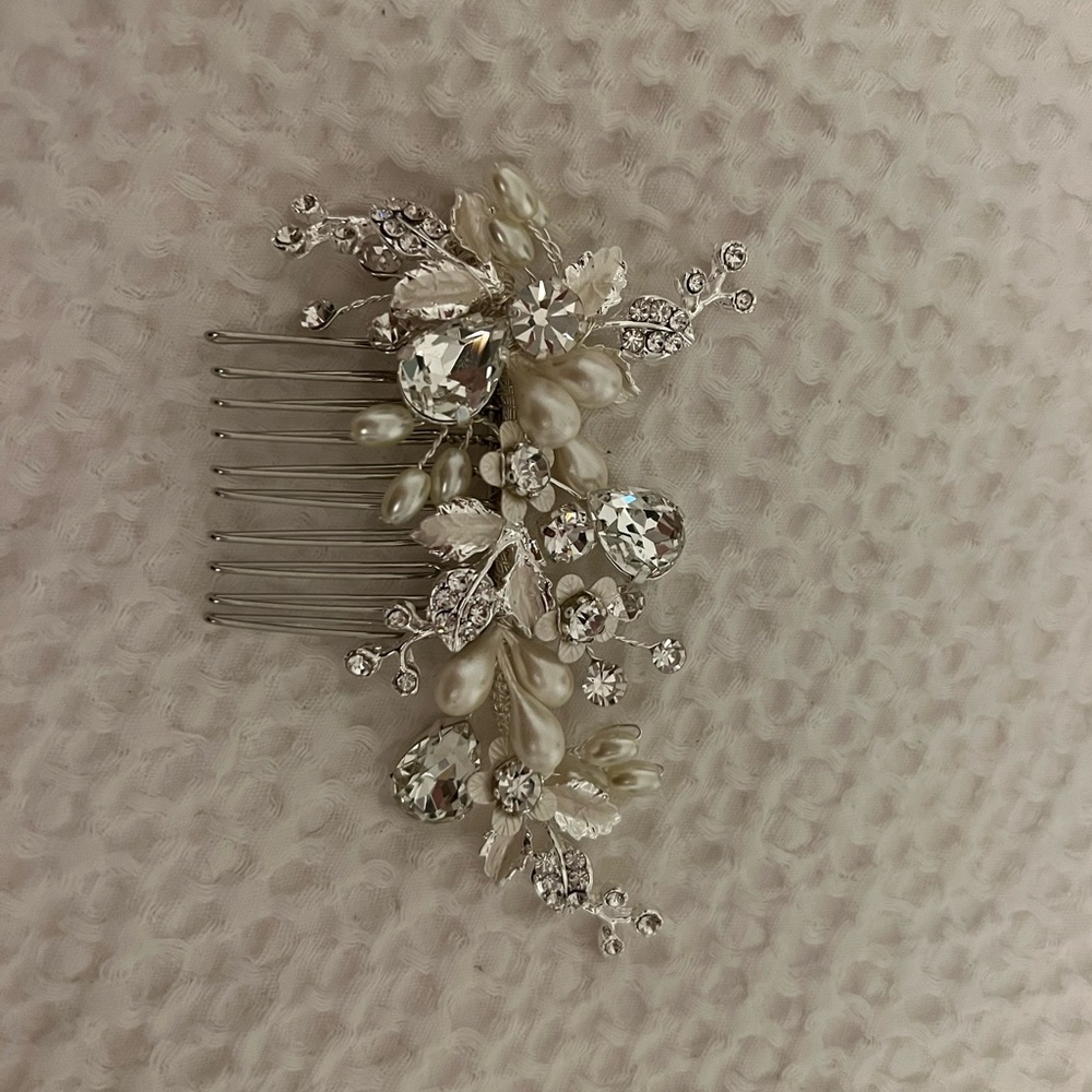 Bridal hair piece
